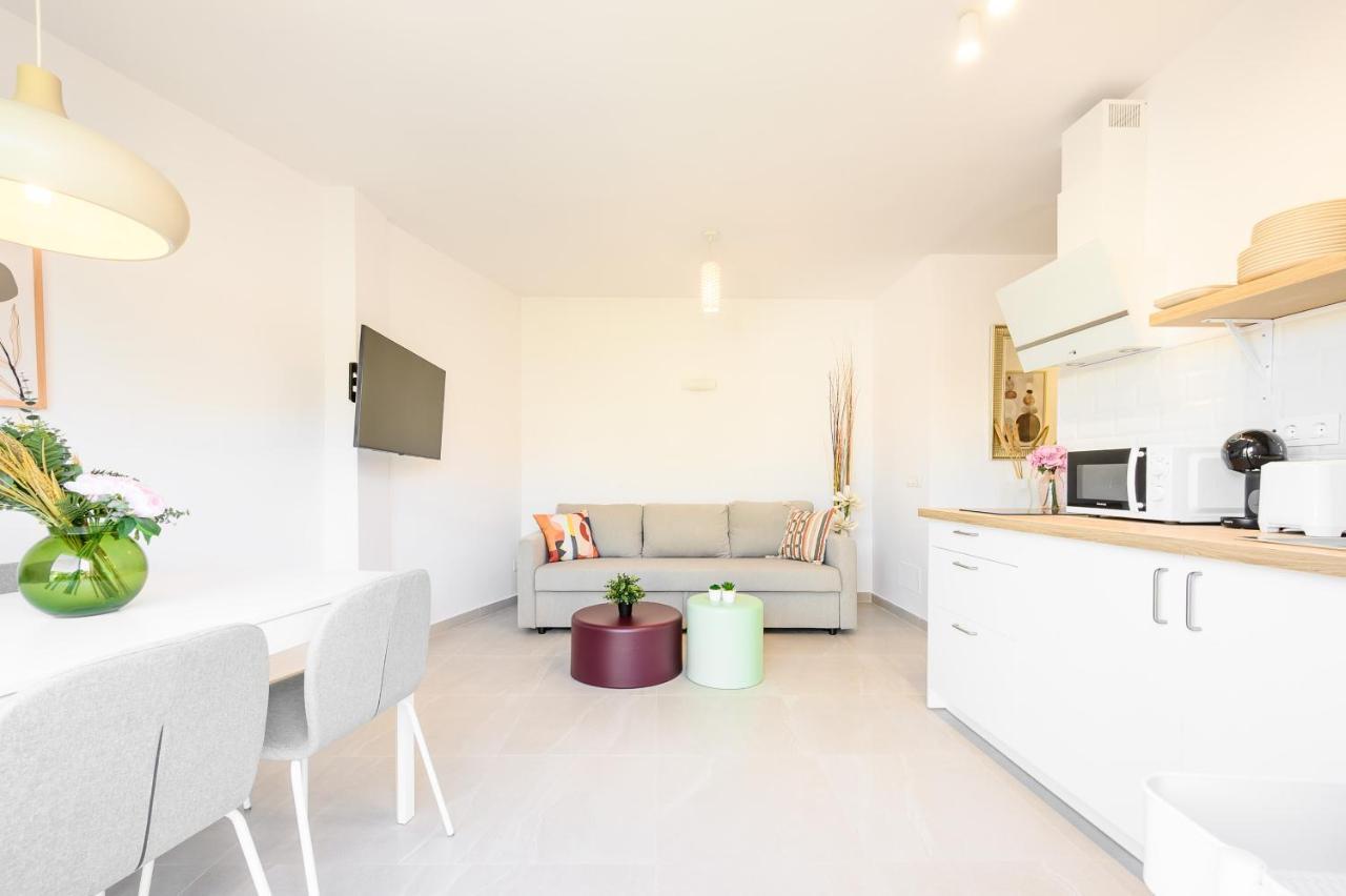 2 Bedroom, New, 1 Min To The Beach, City Center- Picasso By 10Tosea Fuengirola Ngoại thất bức ảnh