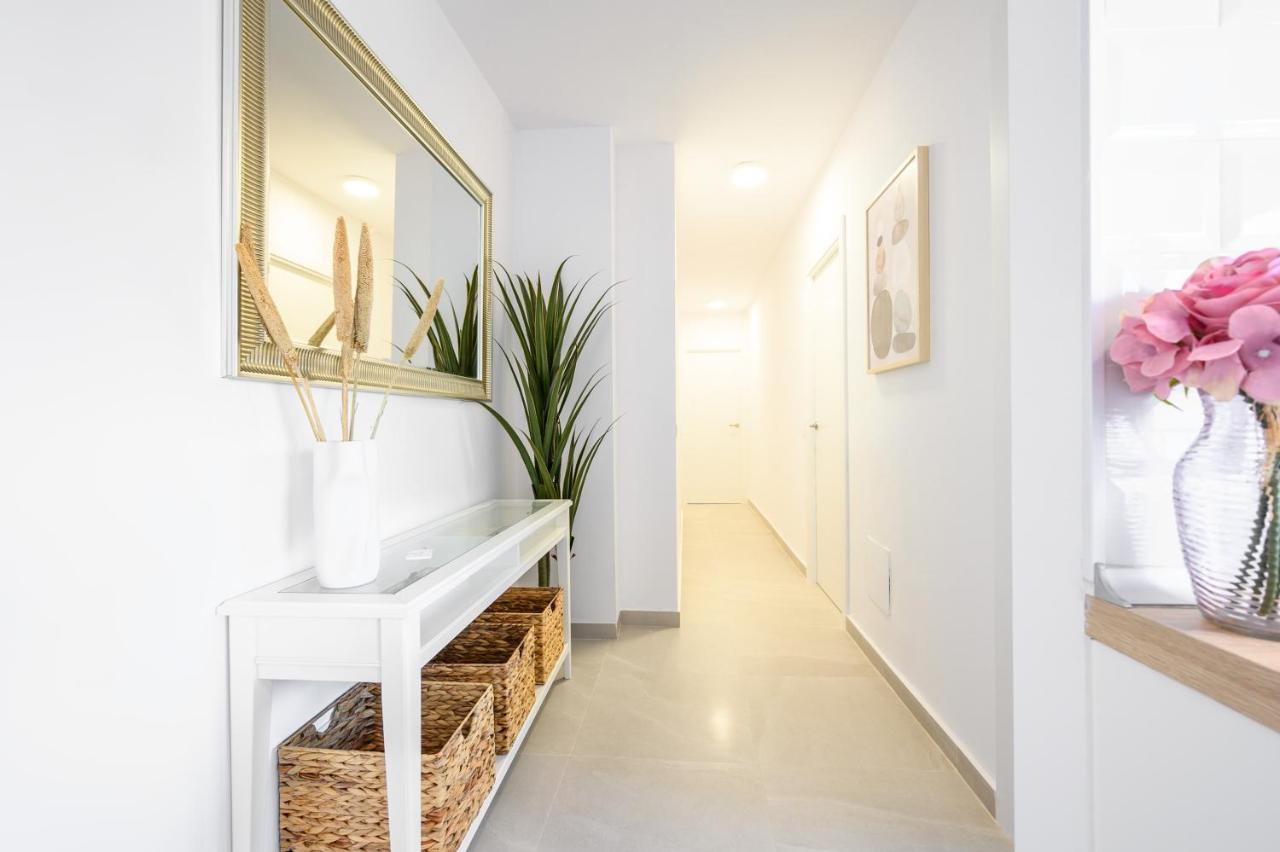 2 Bedroom, New, 1 Min To The Beach, City Center- Picasso By 10Tosea Fuengirola Ngoại thất bức ảnh